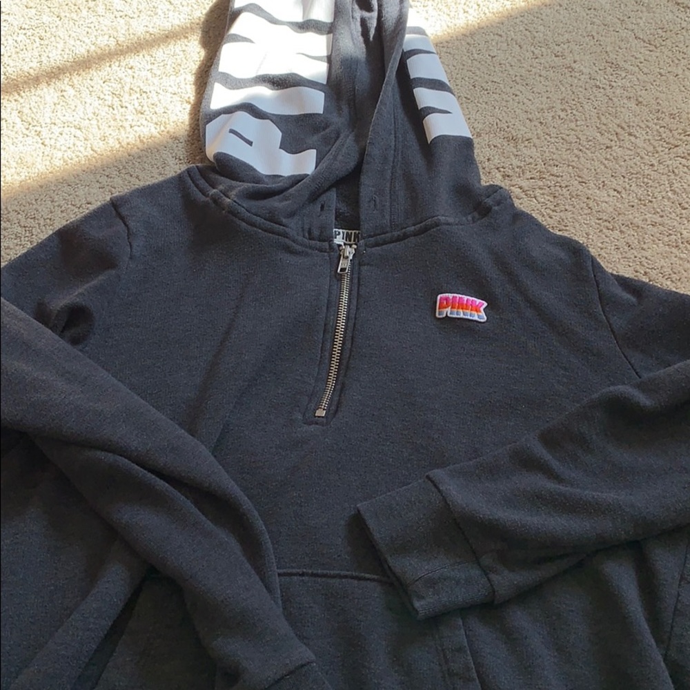 VS Pink hooded 1/4 zip